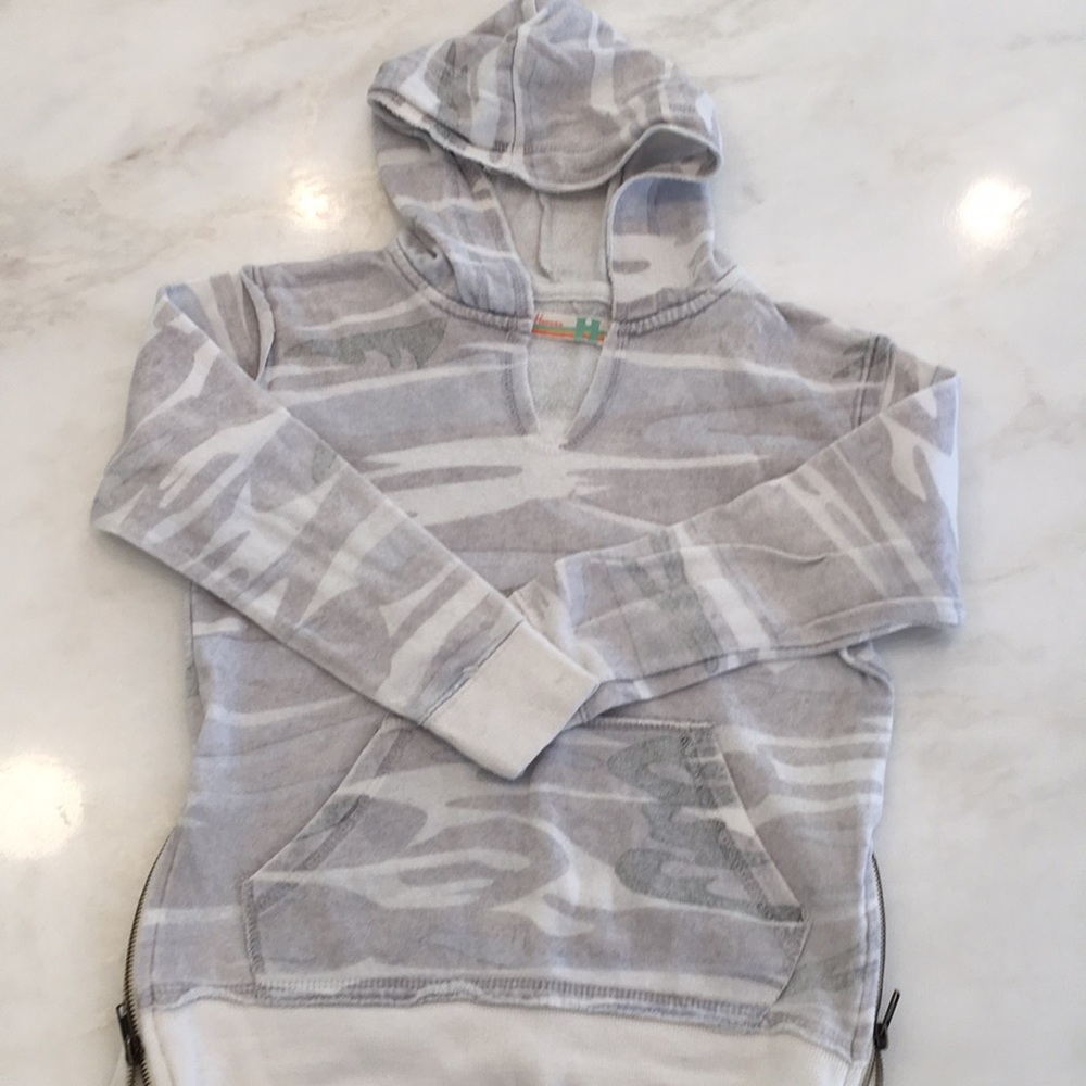 Vintage Havana Girls Camo Hooded Top-Size Small (7/8)